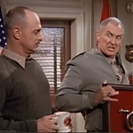 MAJOR_DAD_-_E2X18_SINS_OF_THE_FATHER_159.jpg
