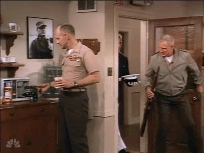 MAJOR_DAD_-_E2X22_SILENT_DRILL_TEAM_298.jpg