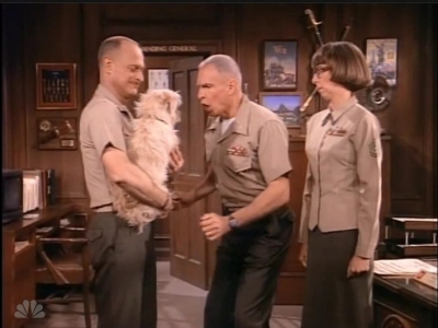MAJOR_DAD_-_E2X23_ELMO_COME_HOME_013.jpg