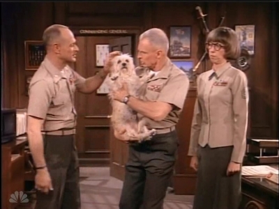 MAJOR_DAD_-_E2X23_ELMO_COME_HOME_024.jpg