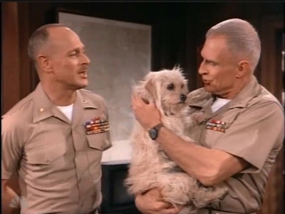 MAJOR_DAD_-_E2X23_ELMO_COME_HOME_031.jpg