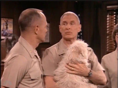 MAJOR_DAD_-_E2X23_ELMO_COME_HOME_052.jpg