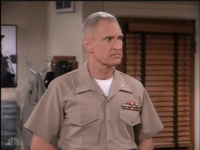 MAJOR_DAD_-_E2X23_ELMO_COME_HOME_246.jpg