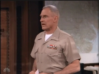 MAJOR_DAD_-_E2X23_ELMO_COME_HOME_375.jpg