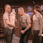 MAJOR_DAD_-_E2X23_ELMO_COME_HOME_012.jpg