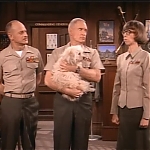 MAJOR_DAD_-_E2X23_ELMO_COME_HOME_112.jpg