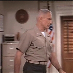 MAJOR_DAD_-_E2X23_ELMO_COME_HOME_215.jpg