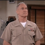 MAJOR_DAD_-_E2X23_ELMO_COME_HOME_243.jpg