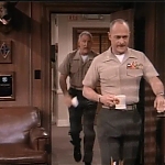 MAJOR_DAD_-_E2X23_ELMO_COME_HOME_272.jpg