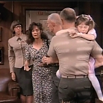 MAJOR_DAD_-_E2X23_ELMO_COME_HOME_334.jpg