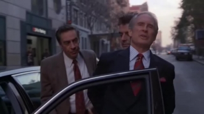 LAW_AND_ORDER_-_E5X11_GUARDIAN_0352.jpg