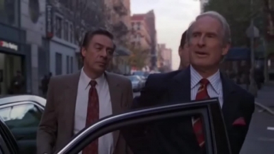 LAW_AND_ORDER_-_E5X11_GUARDIAN_0355.jpg