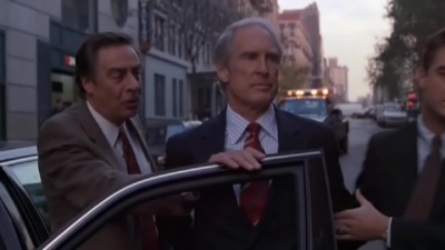 LAW_AND_ORDER_-_E5X11_GUARDIAN_0378.jpg