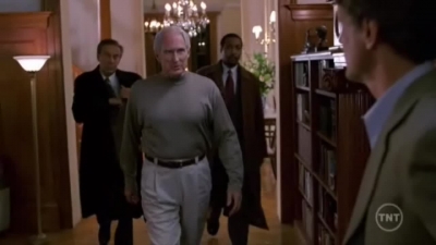 LAW_AND_ORDER_-_E10X19_SURRENDER_DOROTHY_011.jpg