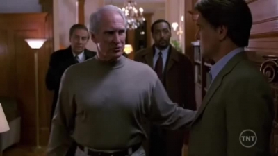 LAW_AND_ORDER_-_E10X19_SURRENDER_DOROTHY_020.jpg