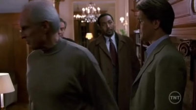 LAW_AND_ORDER_-_E10X19_SURRENDER_DOROTHY_024.jpg