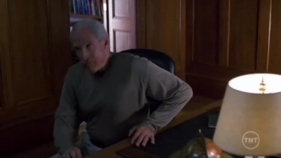 LAW_AND_ORDER_-_E10X19_SURRENDER_DOROTHY_031.jpg