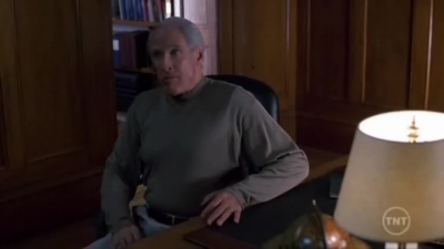 LAW_AND_ORDER_-_E10X19_SURRENDER_DOROTHY_033.jpg