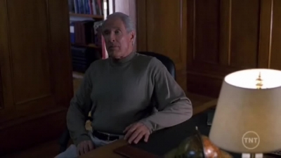 LAW_AND_ORDER_-_E10X19_SURRENDER_DOROTHY_035.jpg