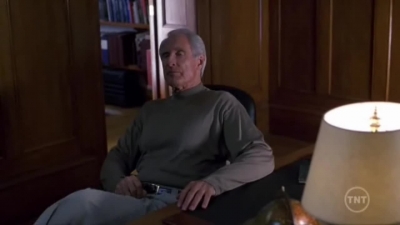 LAW_AND_ORDER_-_E10X19_SURRENDER_DOROTHY_044.jpg