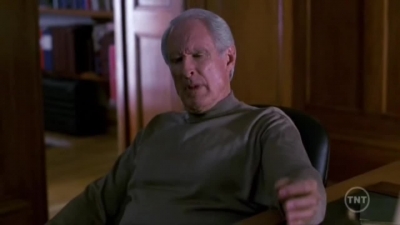 LAW_AND_ORDER_-_E10X19_SURRENDER_DOROTHY_063.jpg