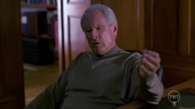 LAW_AND_ORDER_-_E10X19_SURRENDER_DOROTHY_066.jpg