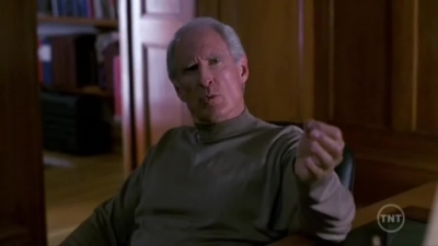 LAW_AND_ORDER_-_E10X19_SURRENDER_DOROTHY_074.jpg