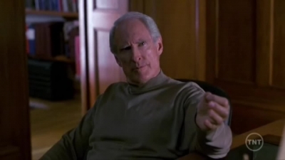 LAW_AND_ORDER_-_E10X19_SURRENDER_DOROTHY_080.jpg