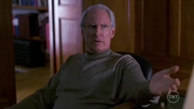 LAW_AND_ORDER_-_E10X19_SURRENDER_DOROTHY_087.jpg
