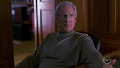 LAW_AND_ORDER_-_E10X19_SURRENDER_DOROTHY_145.jpg