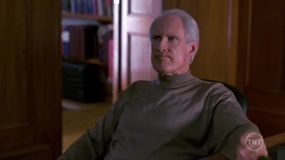 LAW_AND_ORDER_-_E10X19_SURRENDER_DOROTHY_164.jpg