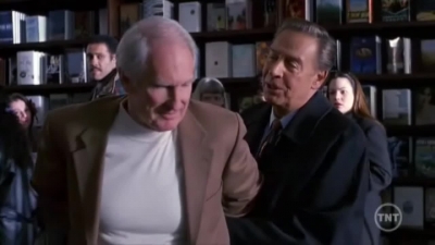 LAW_AND_ORDER_-_E10X19_SURRENDER_DOROTHY_304.jpg