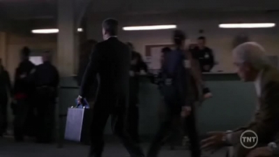 LAW_AND_ORDER_-_E10X19_SURRENDER_DOROTHY_323.jpg