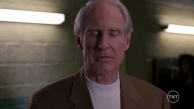 LAW_AND_ORDER_-_E10X19_SURRENDER_DOROTHY_373.jpg