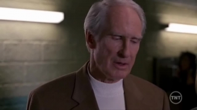LAW_AND_ORDER_-_E10X19_SURRENDER_DOROTHY_376.jpg
