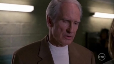LAW_AND_ORDER_-_E10X19_SURRENDER_DOROTHY_379.jpg