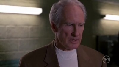 LAW_AND_ORDER_-_E10X19_SURRENDER_DOROTHY_405.jpg
