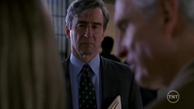 LAW_AND_ORDER_-_E10X19_SURRENDER_DOROTHY_429.jpg