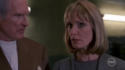 LAW_AND_ORDER_-_E10X19_SURRENDER_DOROTHY_437.jpg