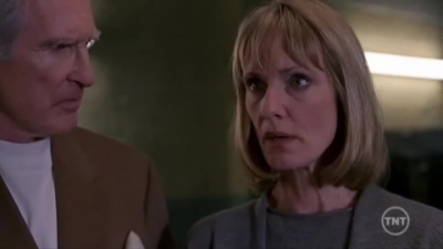 LAW_AND_ORDER_-_E10X19_SURRENDER_DOROTHY_439.jpg