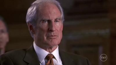 LAW_AND_ORDER_-_E10X19_SURRENDER_DOROTHY_527.jpg