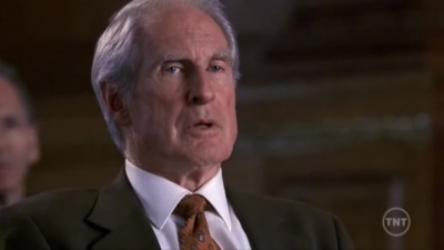 LAW_AND_ORDER_-_E10X19_SURRENDER_DOROTHY_537.jpg