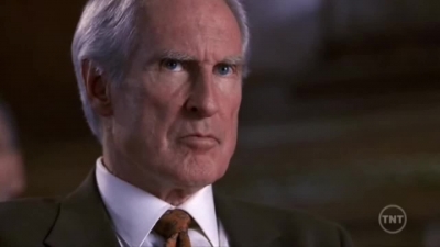 LAW_AND_ORDER_-_E10X19_SURRENDER_DOROTHY_559.jpg