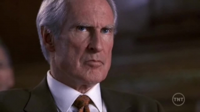 LAW_AND_ORDER_-_E10X19_SURRENDER_DOROTHY_564.jpg
