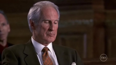 LAW_AND_ORDER_-_E10X19_SURRENDER_DOROTHY_568.jpg