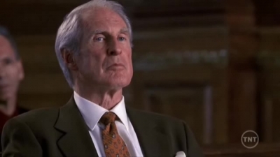 LAW_AND_ORDER_-_E10X19_SURRENDER_DOROTHY_585.jpg