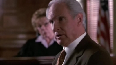 LAW_AND_ORDER_-_E10X19_SURRENDER_DOROTHY_604.jpg