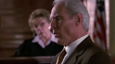 LAW_AND_ORDER_-_E10X19_SURRENDER_DOROTHY_617.jpg