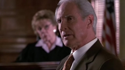 LAW_AND_ORDER_-_E10X19_SURRENDER_DOROTHY_621.jpg