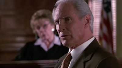 LAW_AND_ORDER_-_E10X19_SURRENDER_DOROTHY_622.jpg